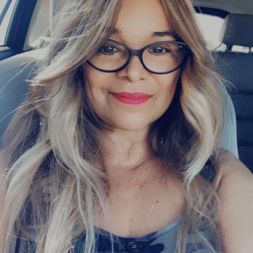 Claudia Perfect - Licensed Florida real estate agent